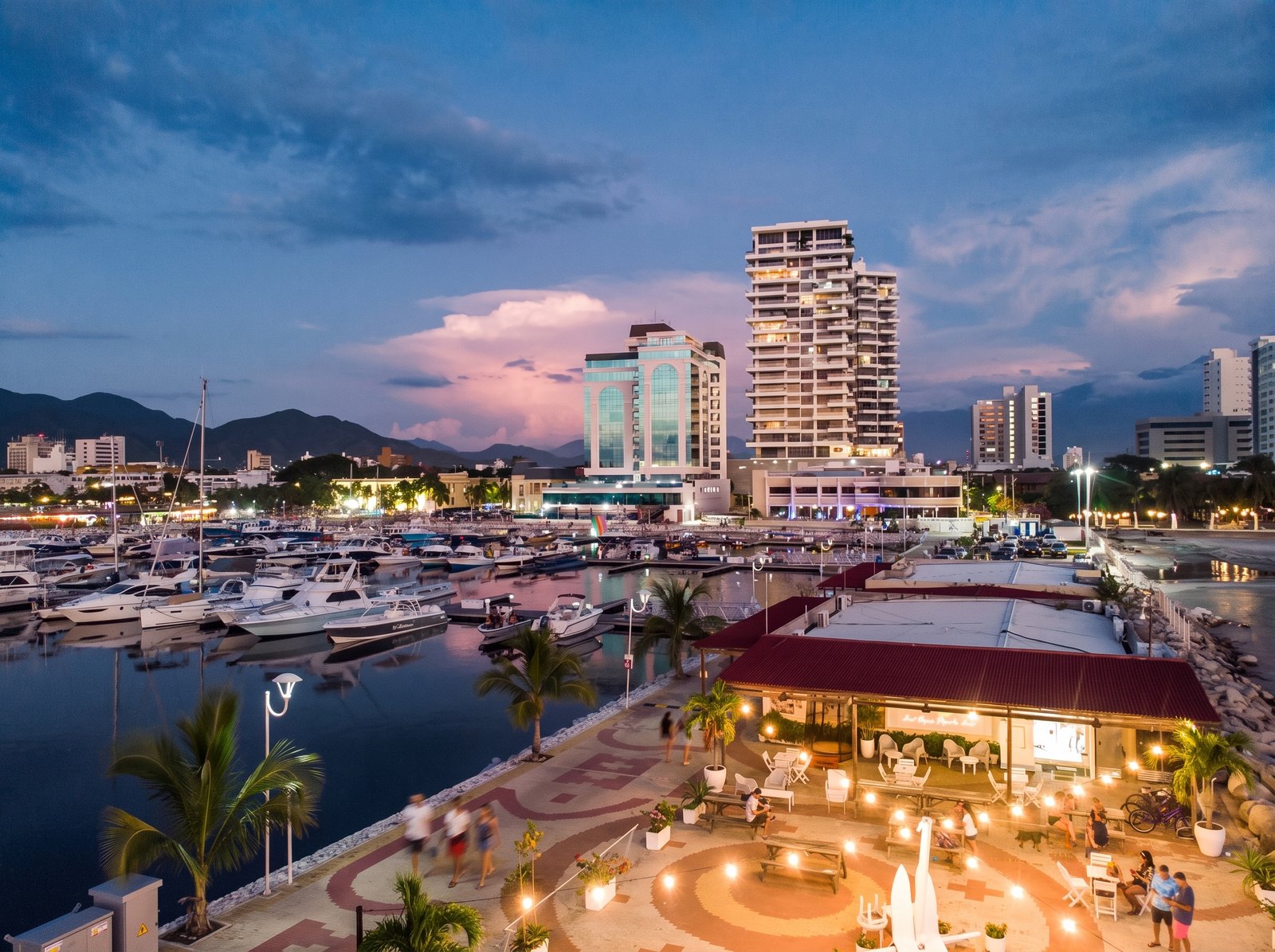 Bahía y marina turística de Santa Marta