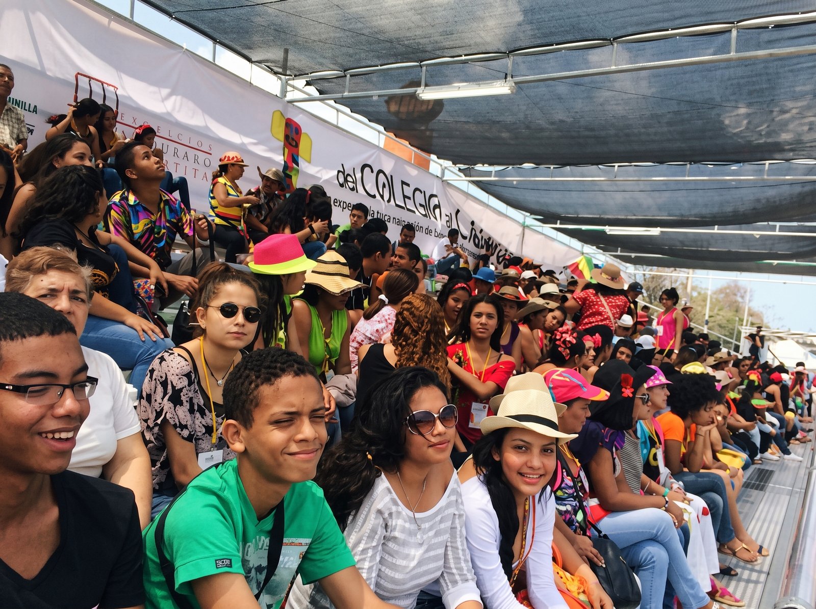 Carnaval de Barranquilla con Niños o Adultos Mayores: Guía de Seguridad y Palcos Familiares
