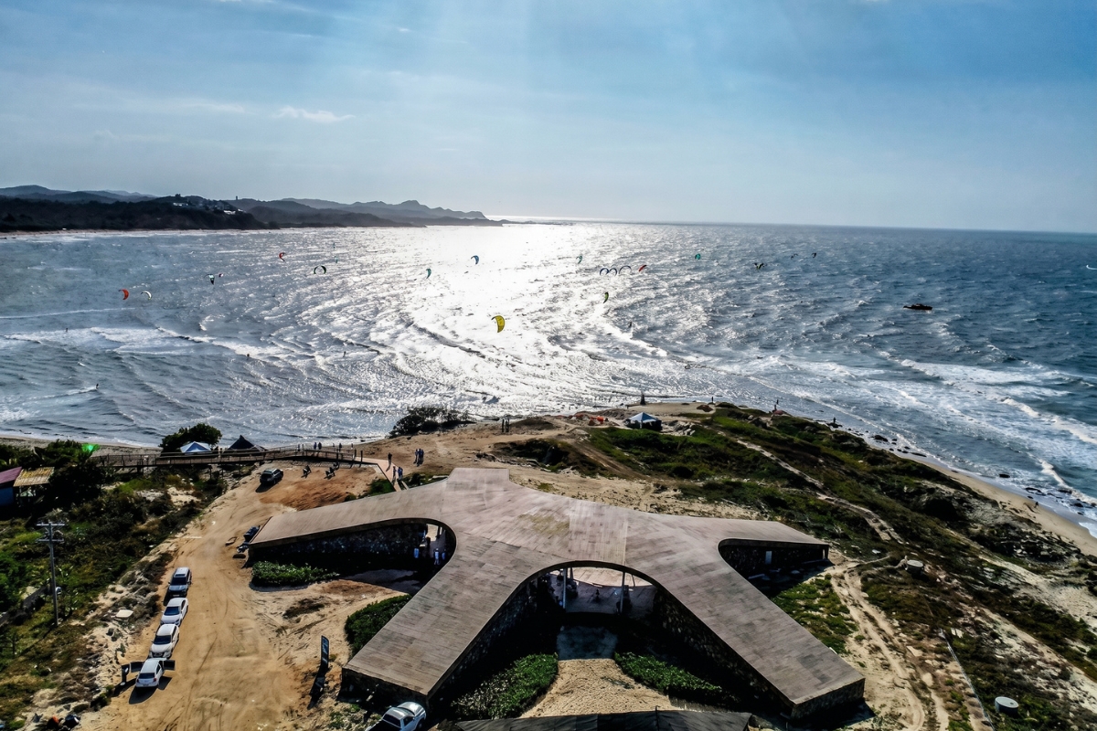 [FALTA IMAGEN] Playas y Deportes Náuticos Atlántico